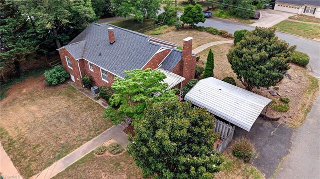 203 Ridgecrest Road, Asheboro, NC 27203