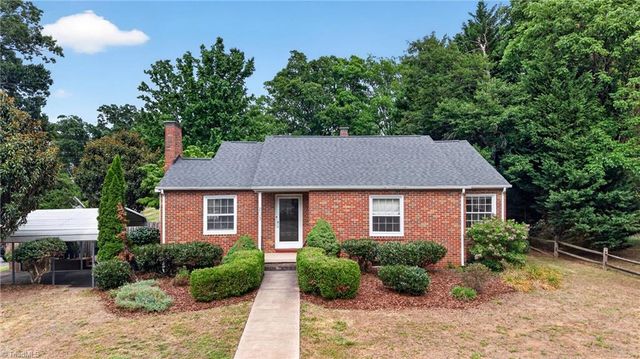 203 Ridgecrest Road, Asheboro, NC 27203
