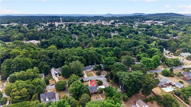 203 Ridgecrest Road, Asheboro, NC 27203