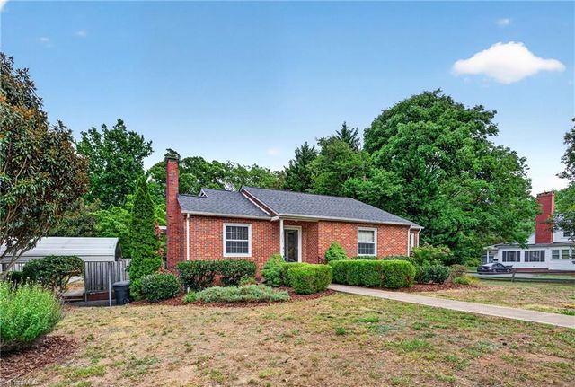 203 Ridgecrest Road, Asheboro, NC 27203