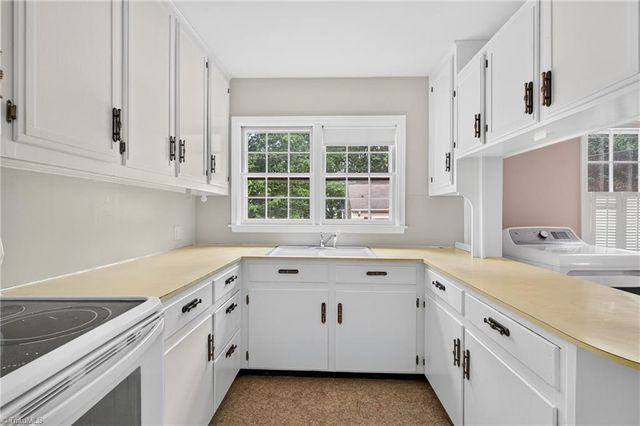 203 Ridgecrest Road, Asheboro, NC 27203