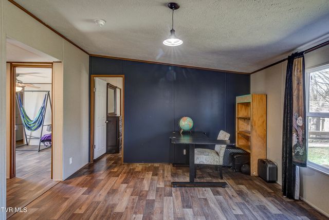 35 Windsor Street, Mosheim, TN 37818