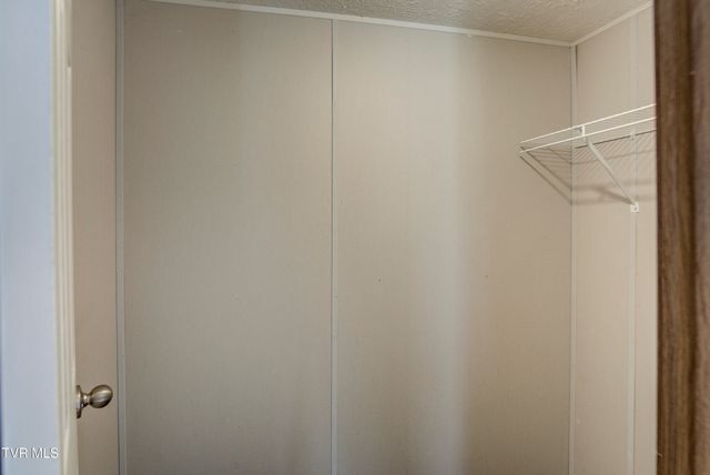 35 Windsor Street, Mosheim, TN 37818