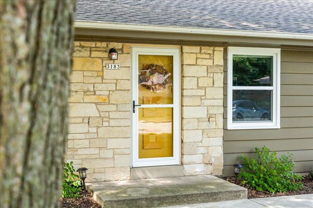 3183 N 106th STREET, Wauwatosa, WI 53222