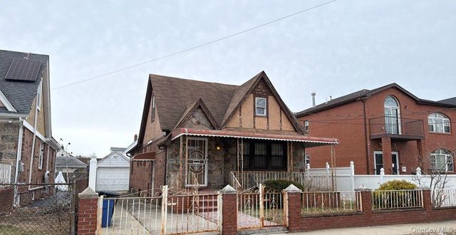 135-15 220th Place, Laurelton, NY 11413