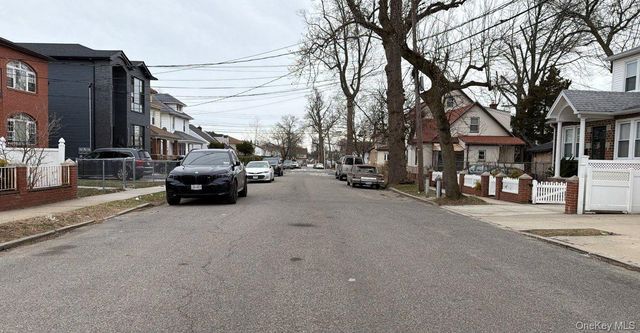 135-15 220th Place, Laurelton, NY 11413