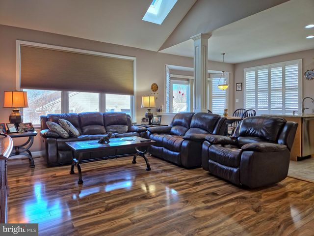 409 WESTBURY, Wyomissing, PA 19610