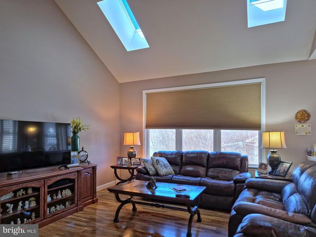 409 WESTBURY, Wyomissing, PA 19610