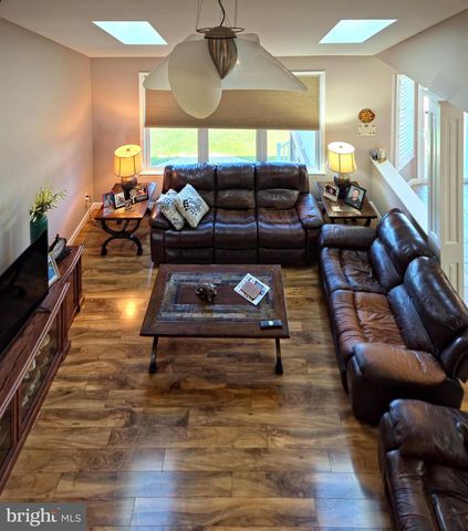 409 WESTBURY, Wyomissing, PA 19610