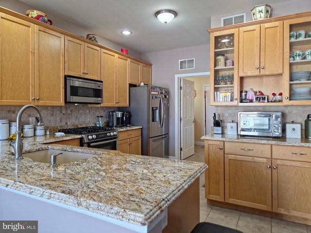 409 WESTBURY, Wyomissing, PA 19610