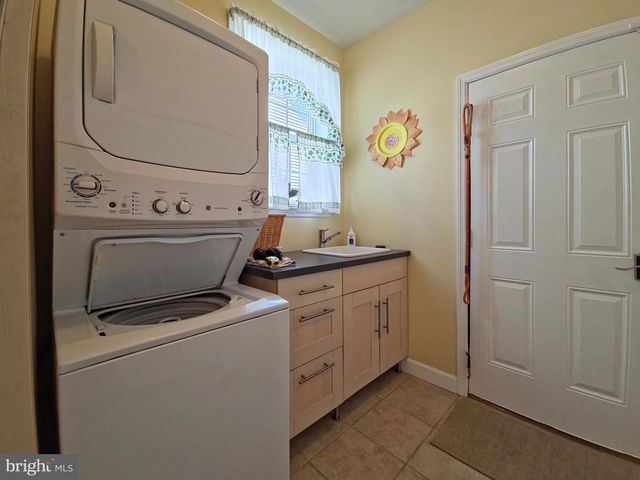 409 WESTBURY, Wyomissing, PA 19610