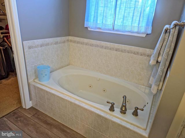 409 WESTBURY, Wyomissing, PA 19610