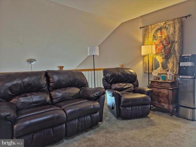 409 WESTBURY, Wyomissing, PA 19610