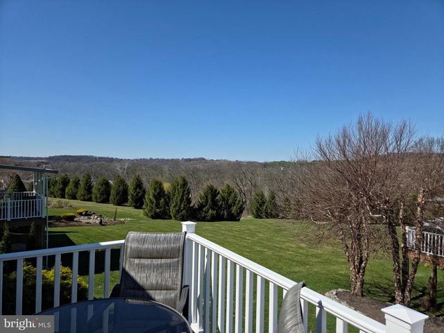 409 WESTBURY, Wyomissing, PA 19610