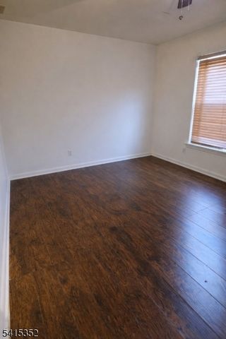 93 Perez Dr, Newark City, NJ 07103