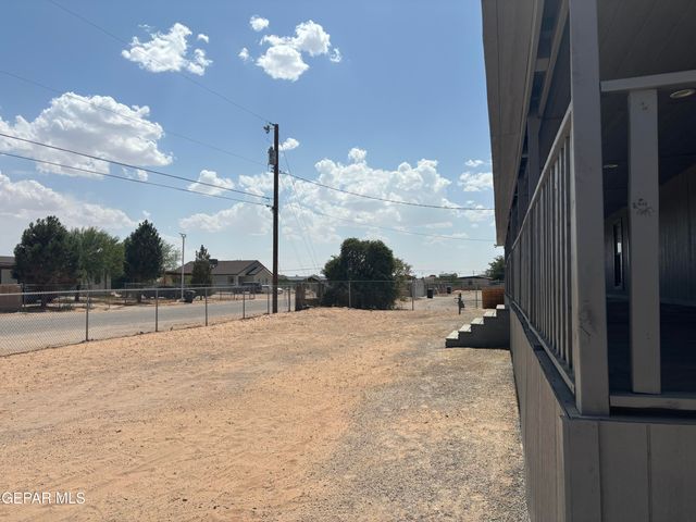 14741 Bocalusa Avenue, El Paso, TX 79928