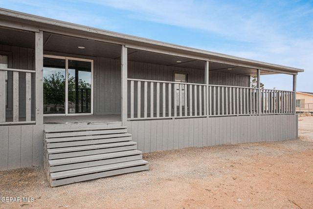 14741 Bocalusa Avenue, El Paso, TX 79928