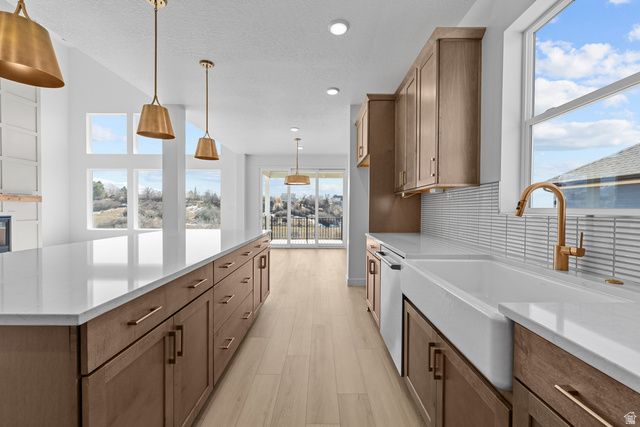 1283 E AMARYLLIS WAY, Layton, UT 84040