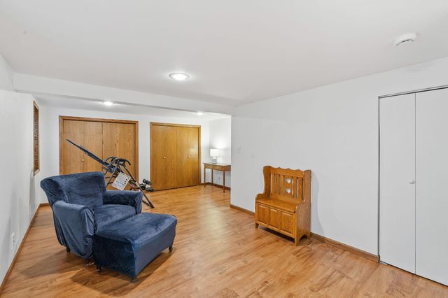 9424 Chicago Avenue S, Bloomington, MN 55420