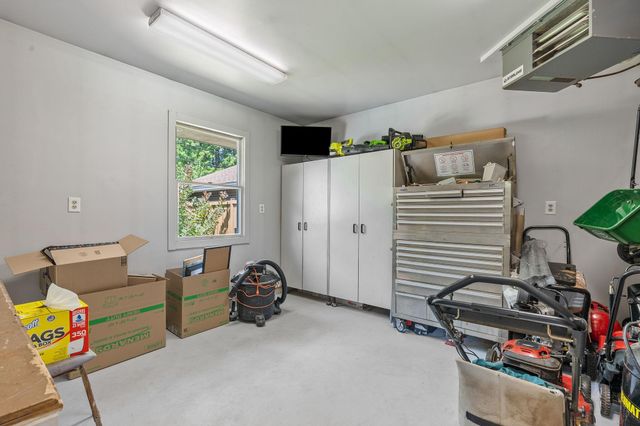 9424 Chicago Avenue S, Bloomington, MN 55420