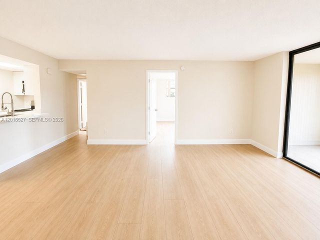7396 NW 18th Street 101, Margate, FL 33063
