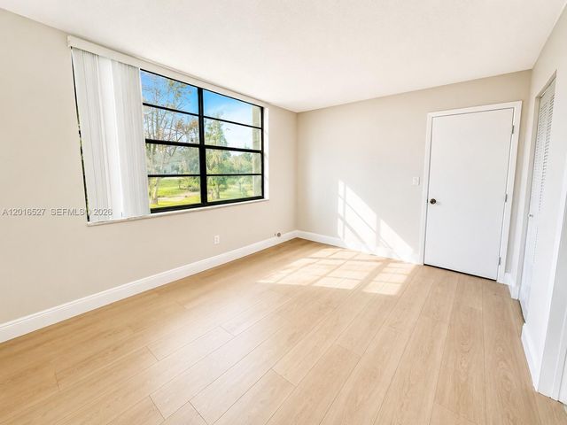 7396 NW 18th Street 101, Margate, FL 33063