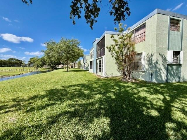 7396 NW 18th Street 101, Margate, FL 33063