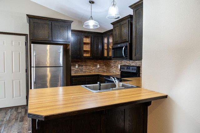 606 N Emporia, El Dorado, KS 67042