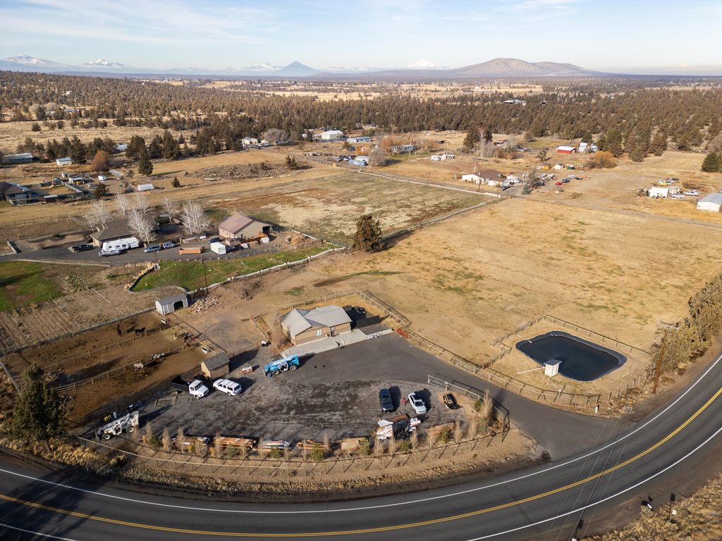 65605 61st Street, Bend, OR 97703