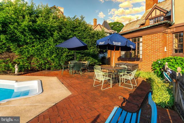 543 CHESTNUT ST, Columbia, PA 17512