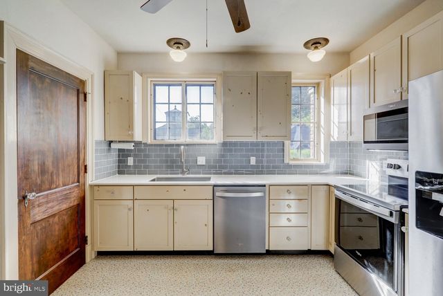 543 CHESTNUT ST, Columbia, PA 17512