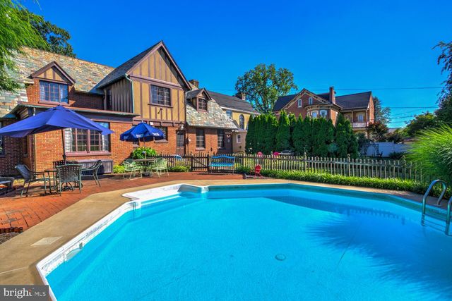 543 CHESTNUT ST, Columbia, PA 17512