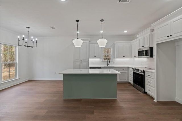 908 Mississippi 44, Sumrall, MS 39482