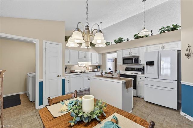 3960 Cobblestone Bend Drive, High Point, NC 27265