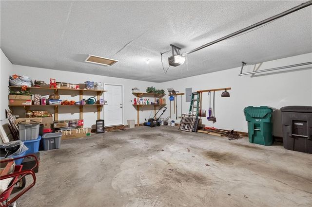 3960 Cobblestone Bend Drive, High Point, NC 27265