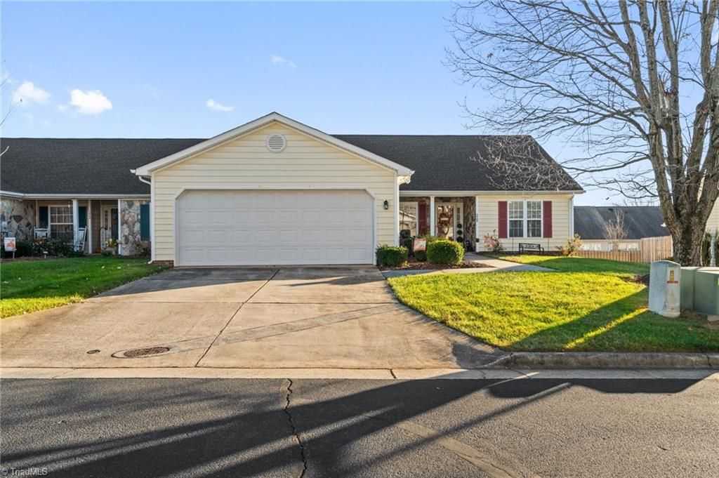 3960 Cobblestone Bend Drive, High Point, NC 27265