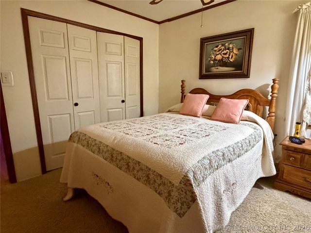425671 E 1168 Road, Eufaula, OK 74432