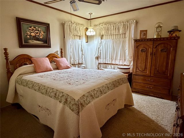 425671 E 1168 Road, Eufaula, OK 74432