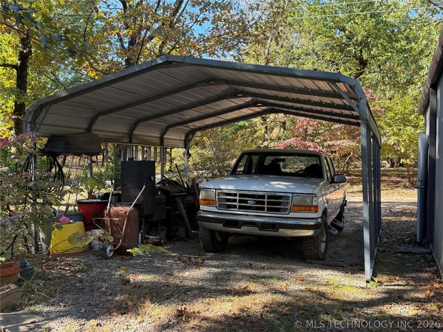425671 E 1168 Road, Eufaula, OK 74432