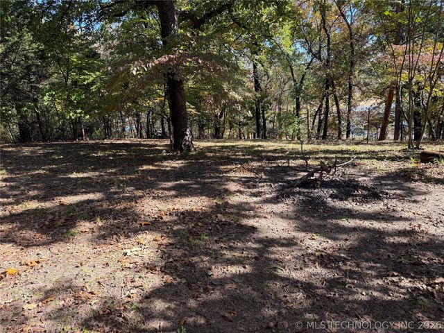 425671 E 1168 Road, Eufaula, OK 74432