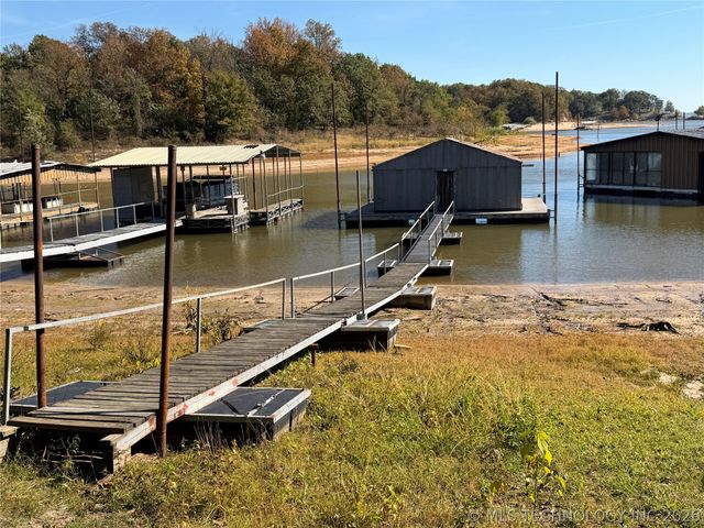 425671 E 1168 Road, Eufaula, OK 74432