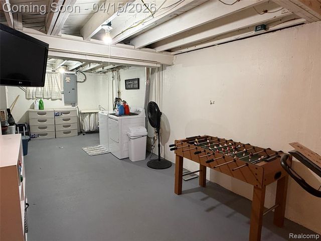 24859 Crowley Street, Taylor, MI 48180