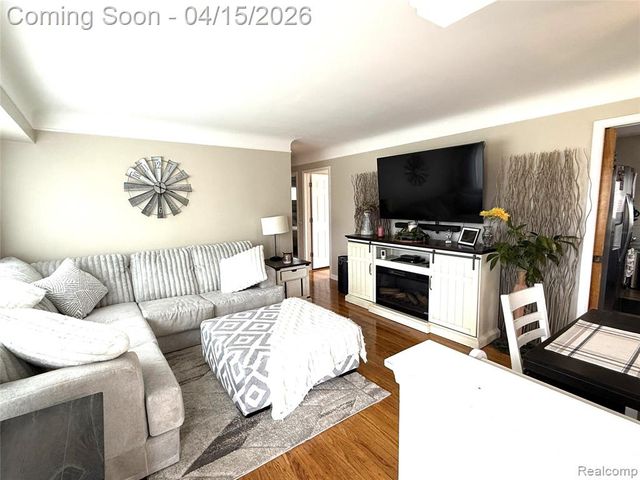 24859 Crowley Street, Taylor, MI 48180