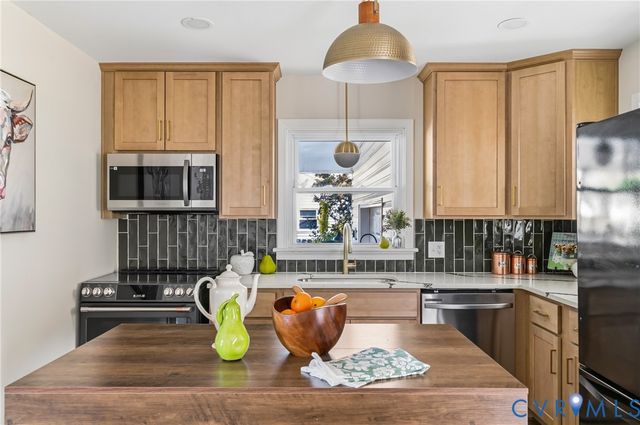 4805 Gilmour Rd, Henrico, VA 23150