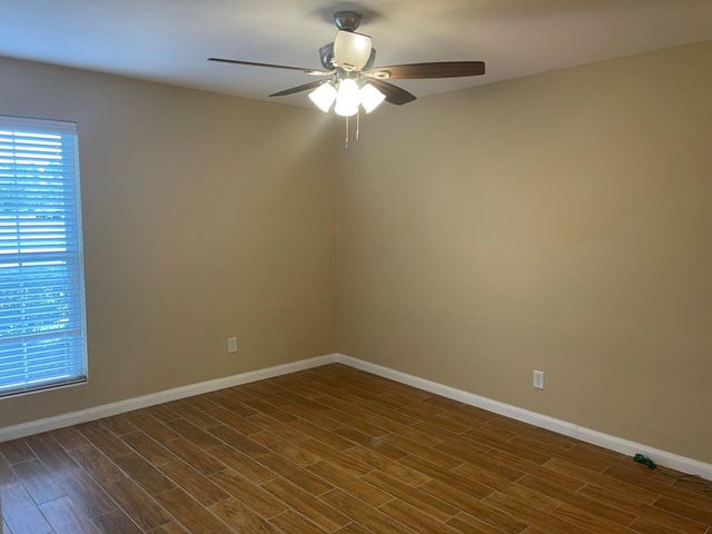 5550 N Braeswood Boulevard 134, Houston, TX 77096