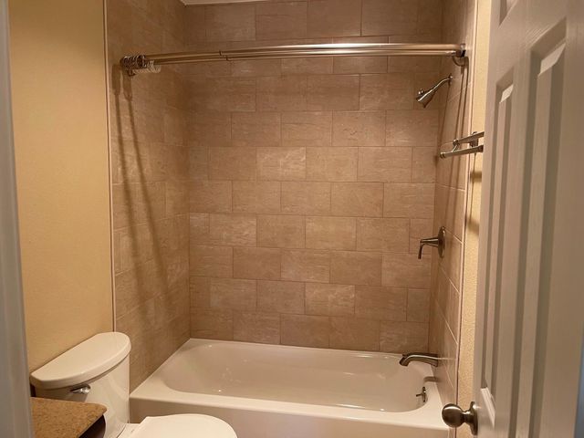 5550 N Braeswood Boulevard 134, Houston, TX 77096