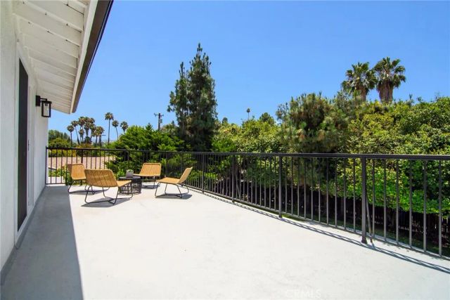 5655 Ramara Avenue, Woodland Hills, CA 91367