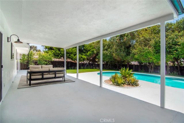 5655 Ramara Avenue, Woodland Hills, CA 91367