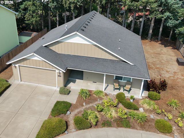 2279 Clear Vue Ln, Springfield, OR 97477