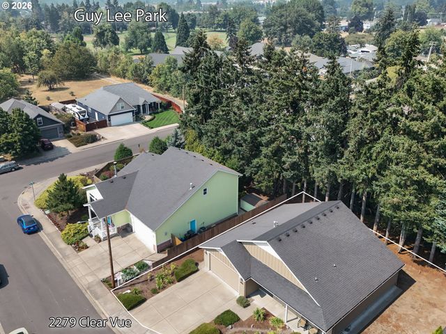 2279 Clear Vue Ln, Springfield, OR 97477